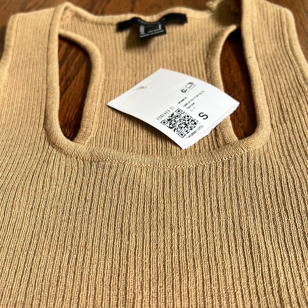 Forever 21 tan tanktop - Picture 2 of 3
